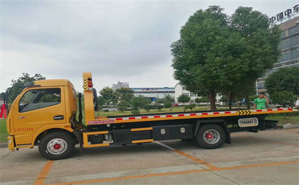 巴南定远24小时拖车救援电话号码，定远道路救援公司怎么收费的